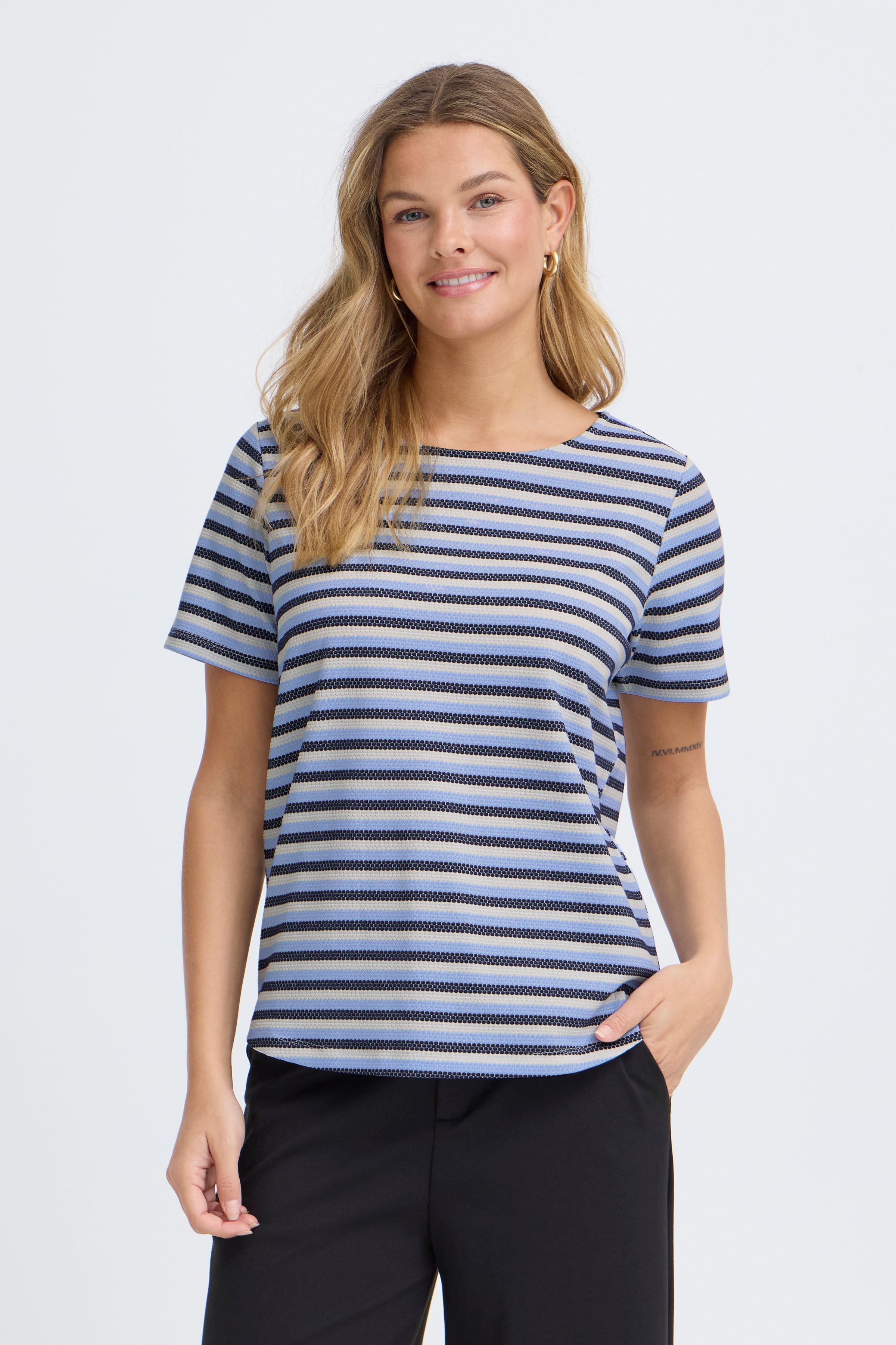 BYPANDINNA T-shirt