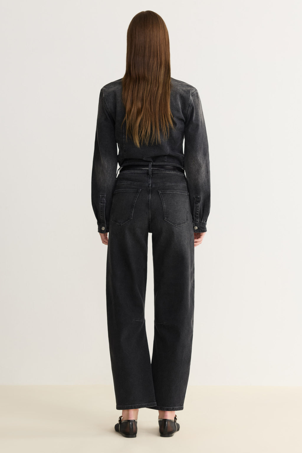 Soft Curve Barrel Jeans