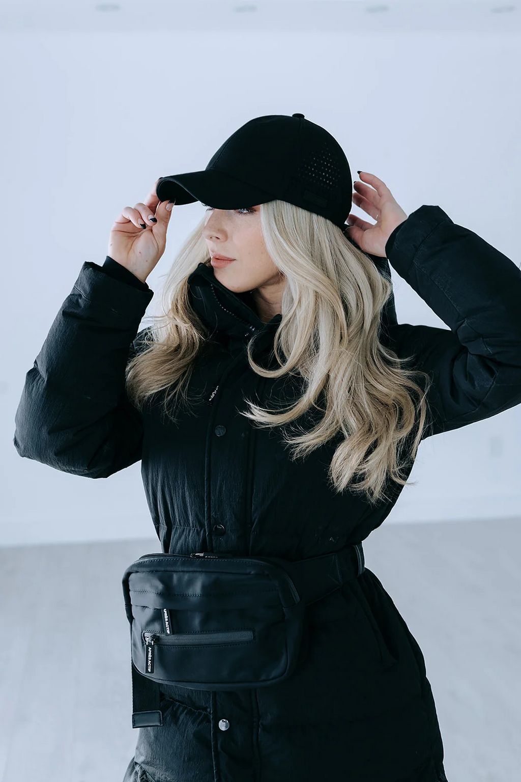The Après Belt Bag in Black